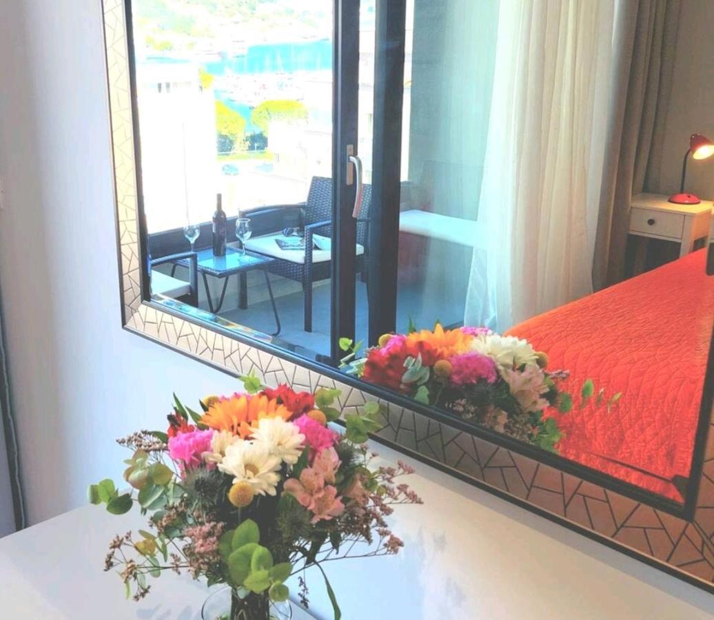 Apartment Gorgeous Sea View With Free Parking